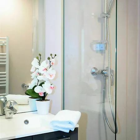 Apart-hotel La Canebiere 2*